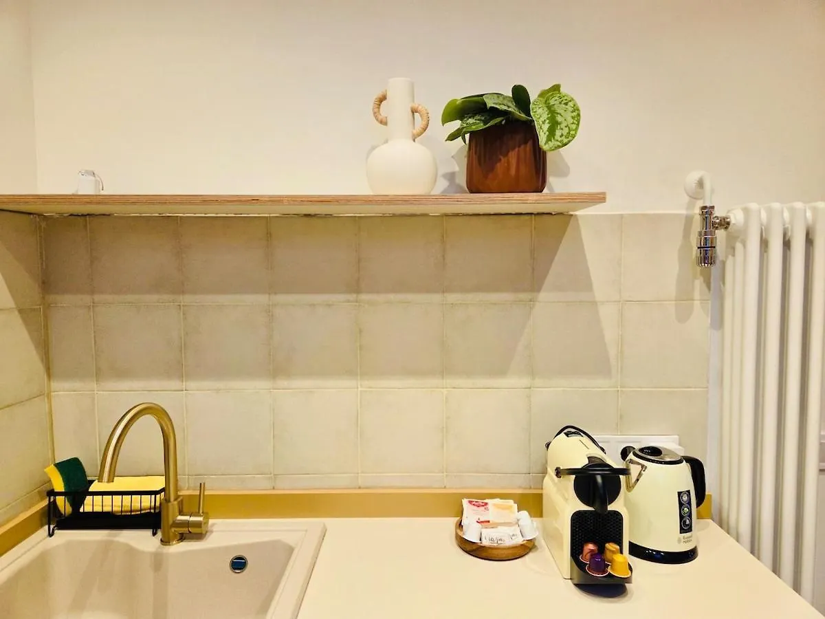 Your Boutique Mediterranean Stay In Barcelona Hiszpania